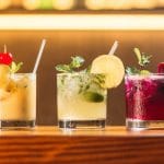 Green drink, come bere in modo sostenibile: le tendenze per l’estate 2022